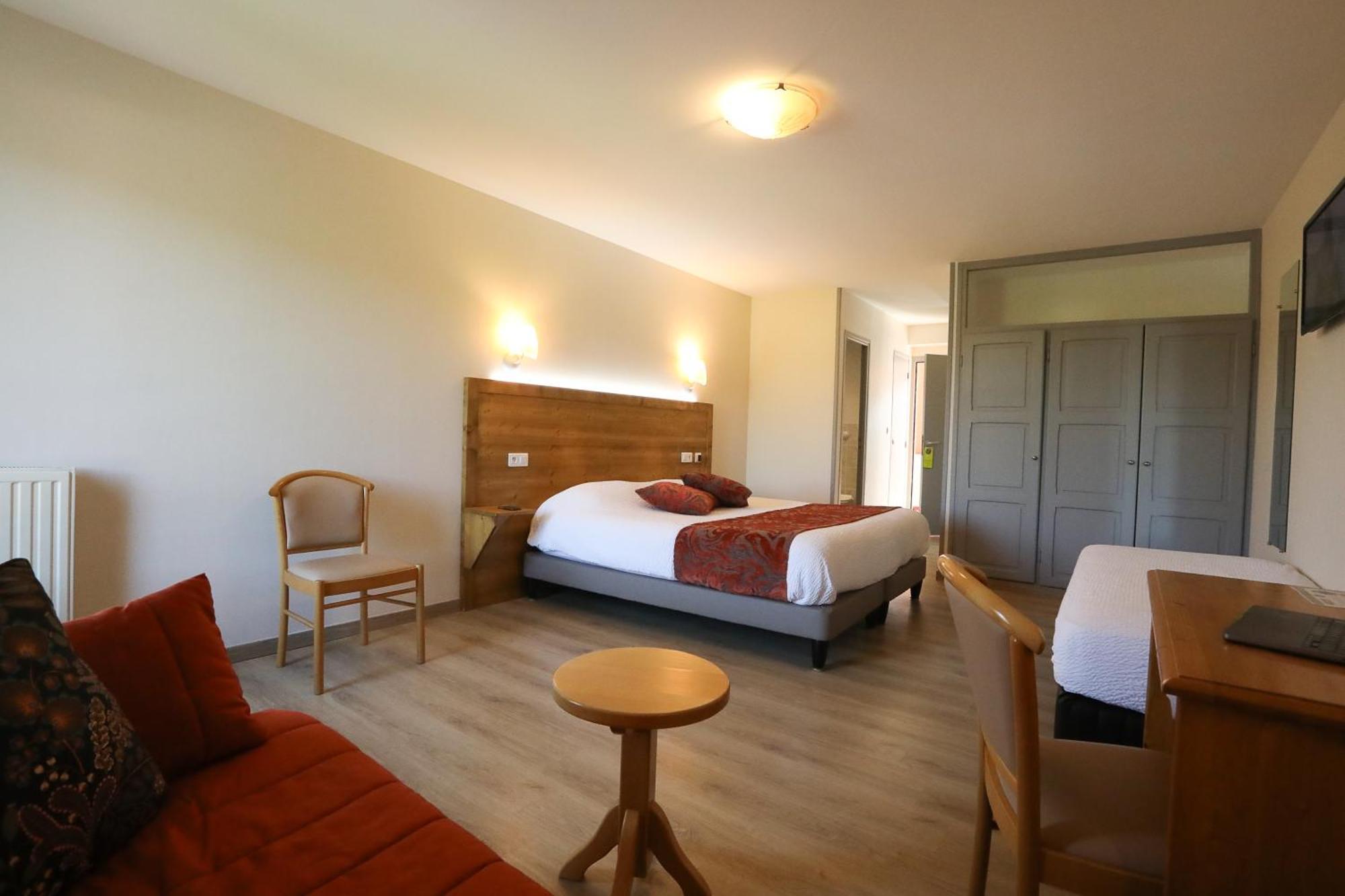 Logis Hotel Spa Restaurant Le Provence Lanarce Exterior foto
