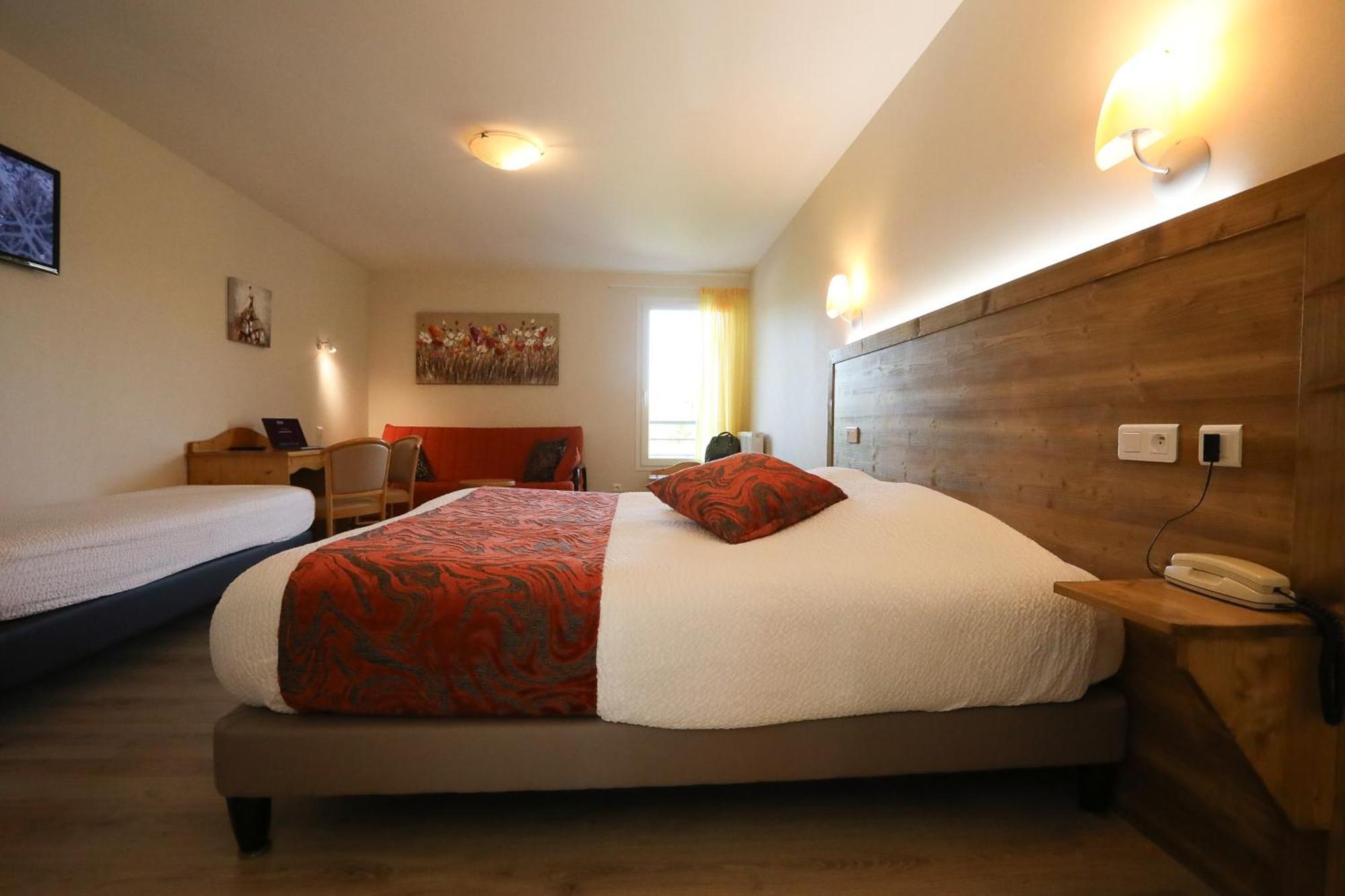 Logis Hotel Spa Restaurant Le Provence Lanarce Exterior foto