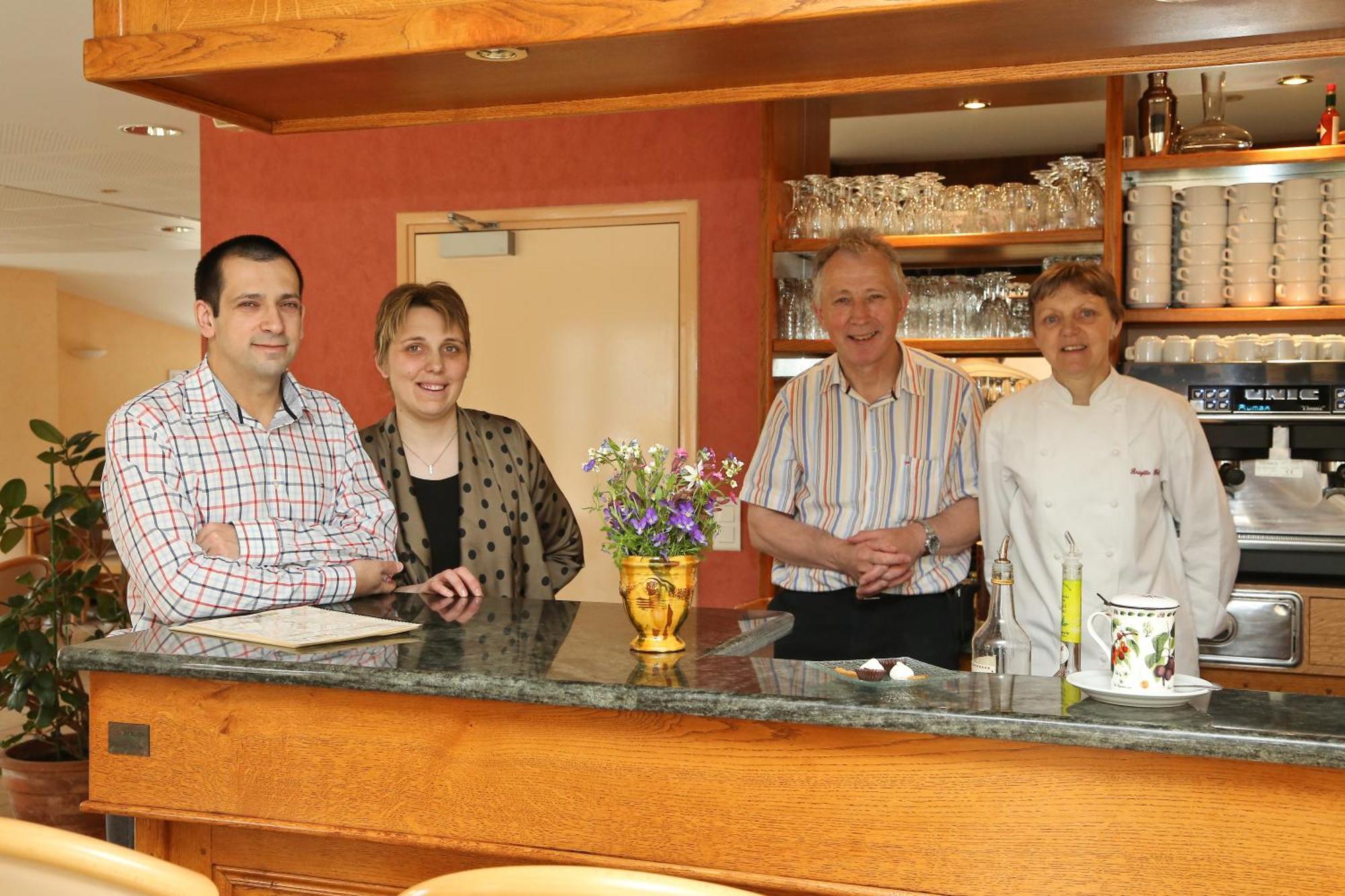 Logis Hotel Spa Restaurant Le Provence Lanarce Exterior foto